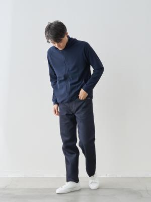 モデル 181cm 71kg ウエスト82cm サイズ L