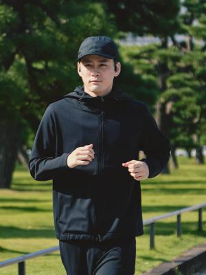 モデル 181cm 71kg サイズ L