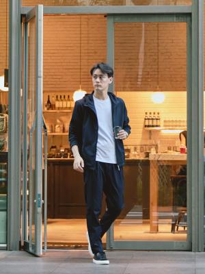 モデル 181cm 71kg サイズ L カラー:ブラック