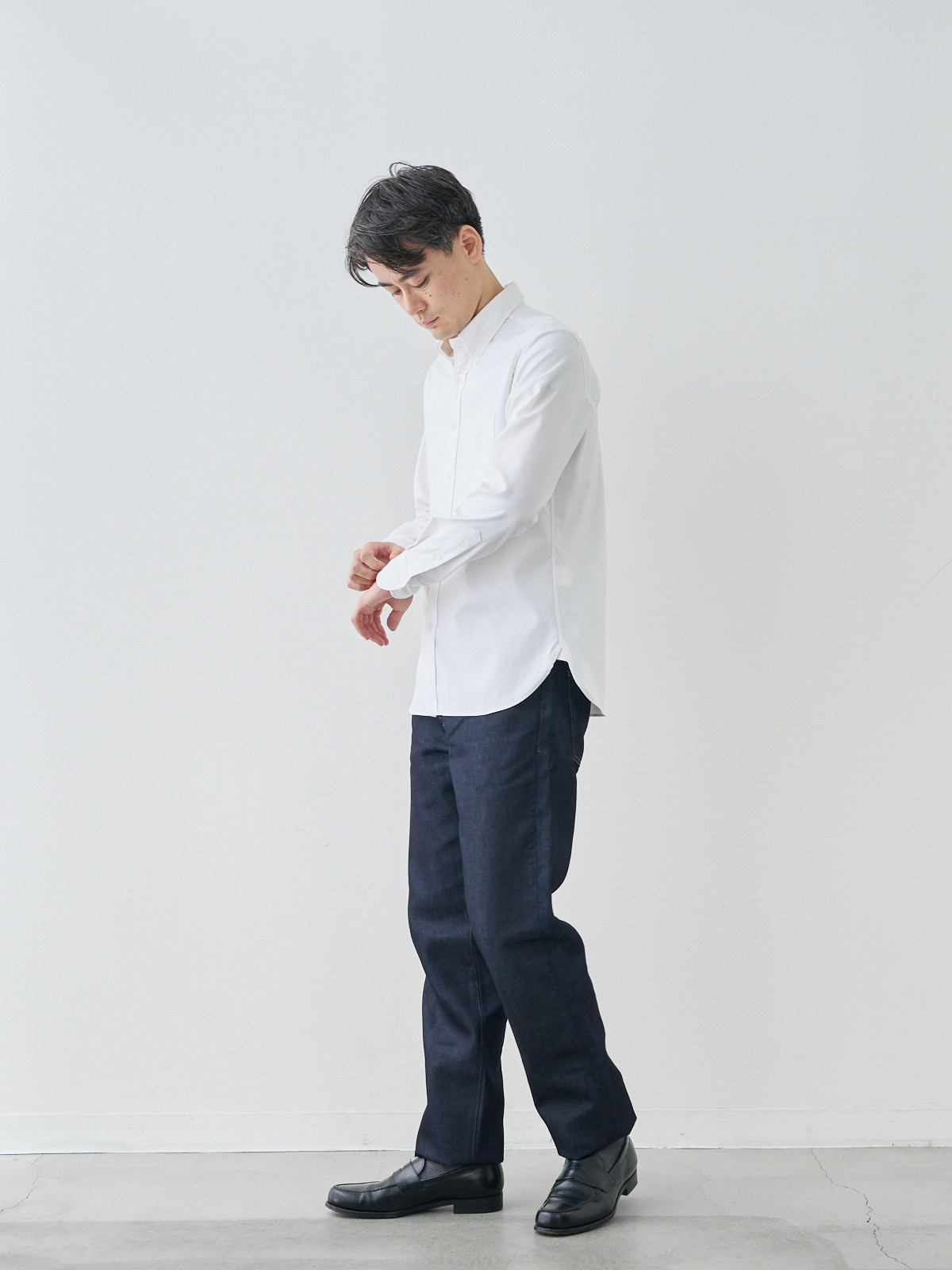 プレミアムオックスフォードシャツ/スリムフィット/ホワイト モデル 181cm 71kg ウエスト82cm サイズ L