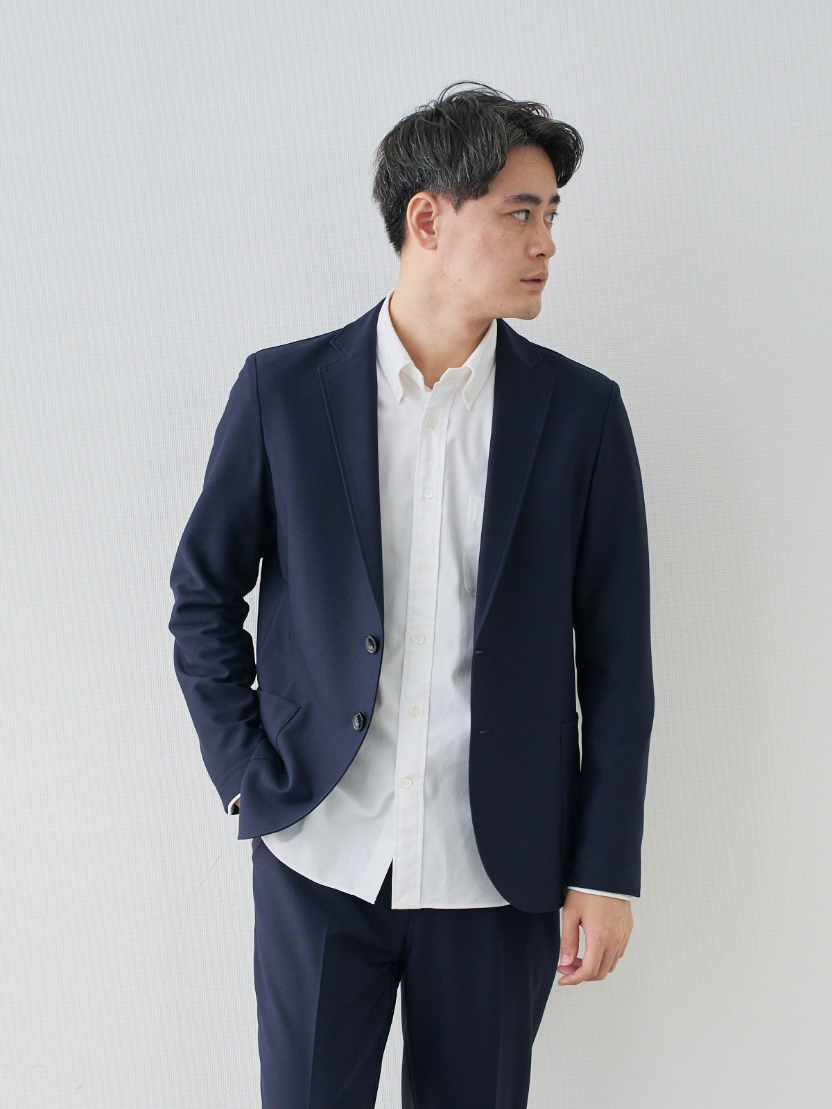 プレミアムオックスフォードシャツ/スリムフィット/ホワイト モデル 181cm 71kg ウエスト82cm サイズ L
