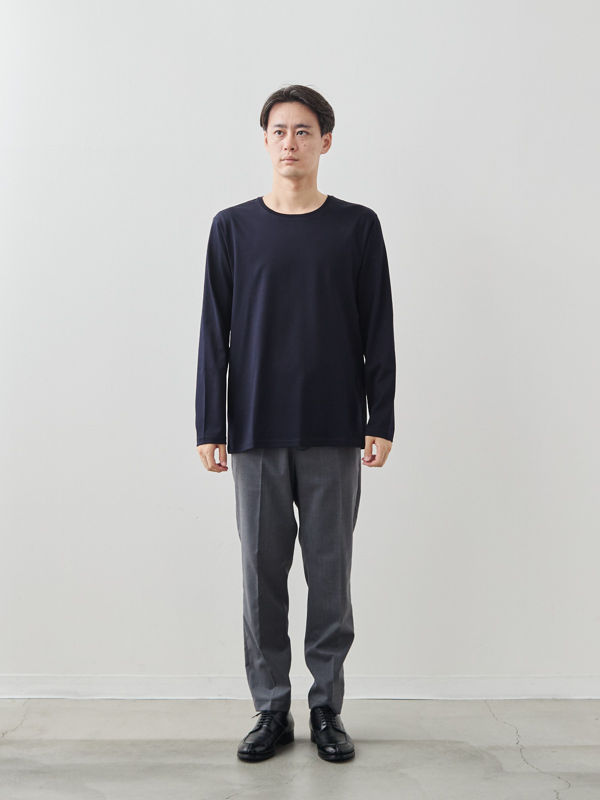 モデル 181cm 71kg サイズ LL
