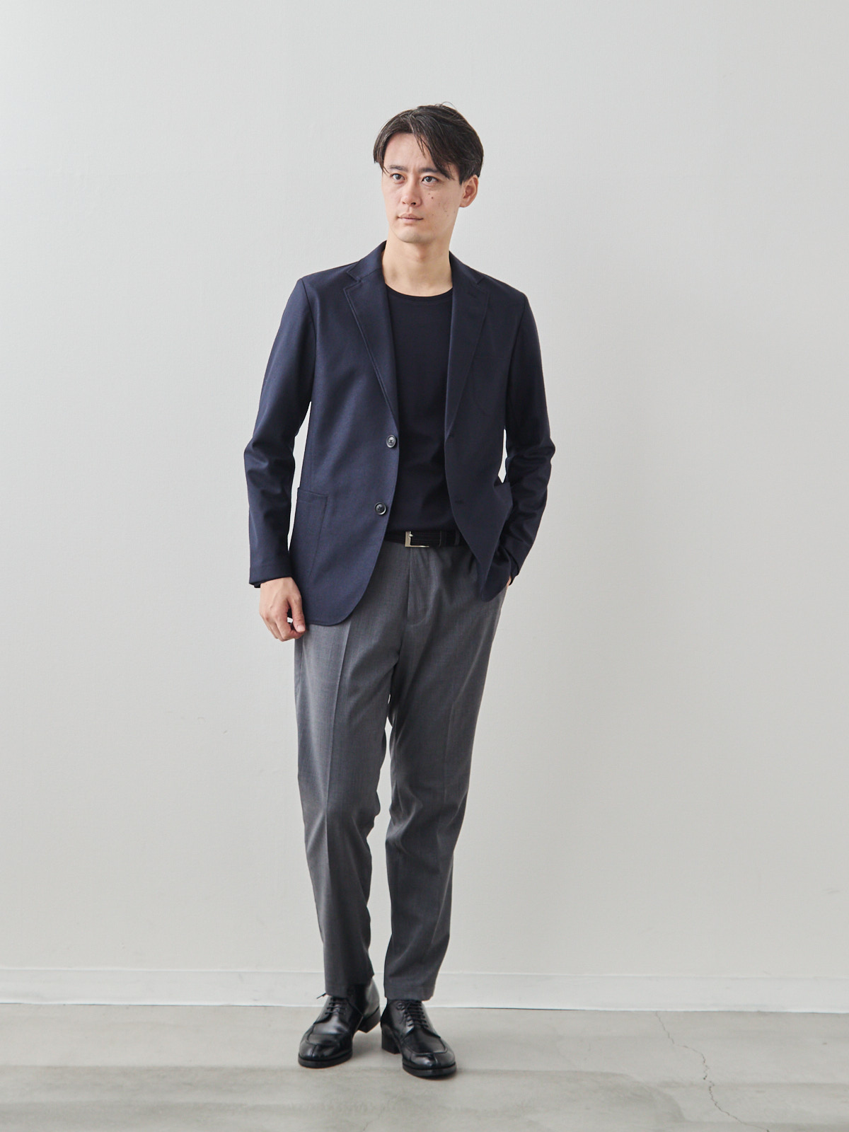 モデル 181cm 71kg サイズ L