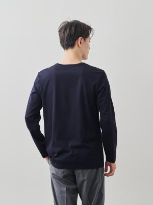 モデル 181cm 71kg サイズ L