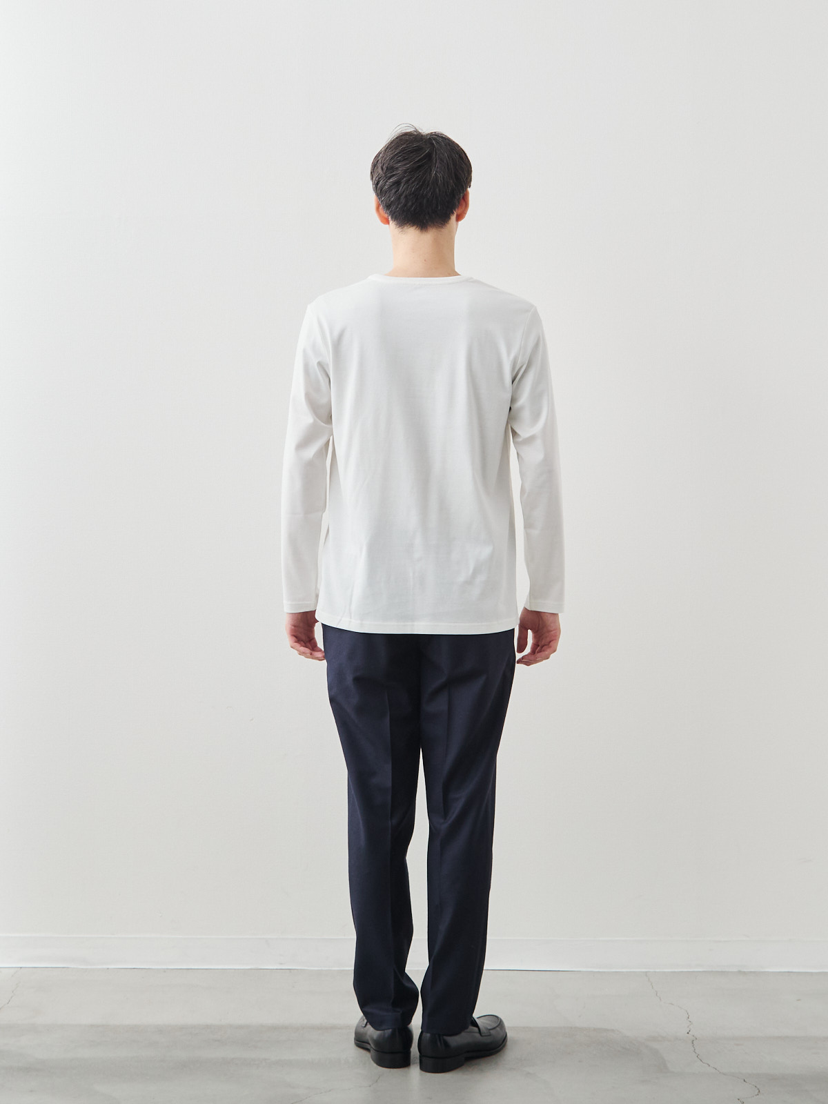 モデル 181cm 71kg サイズ L