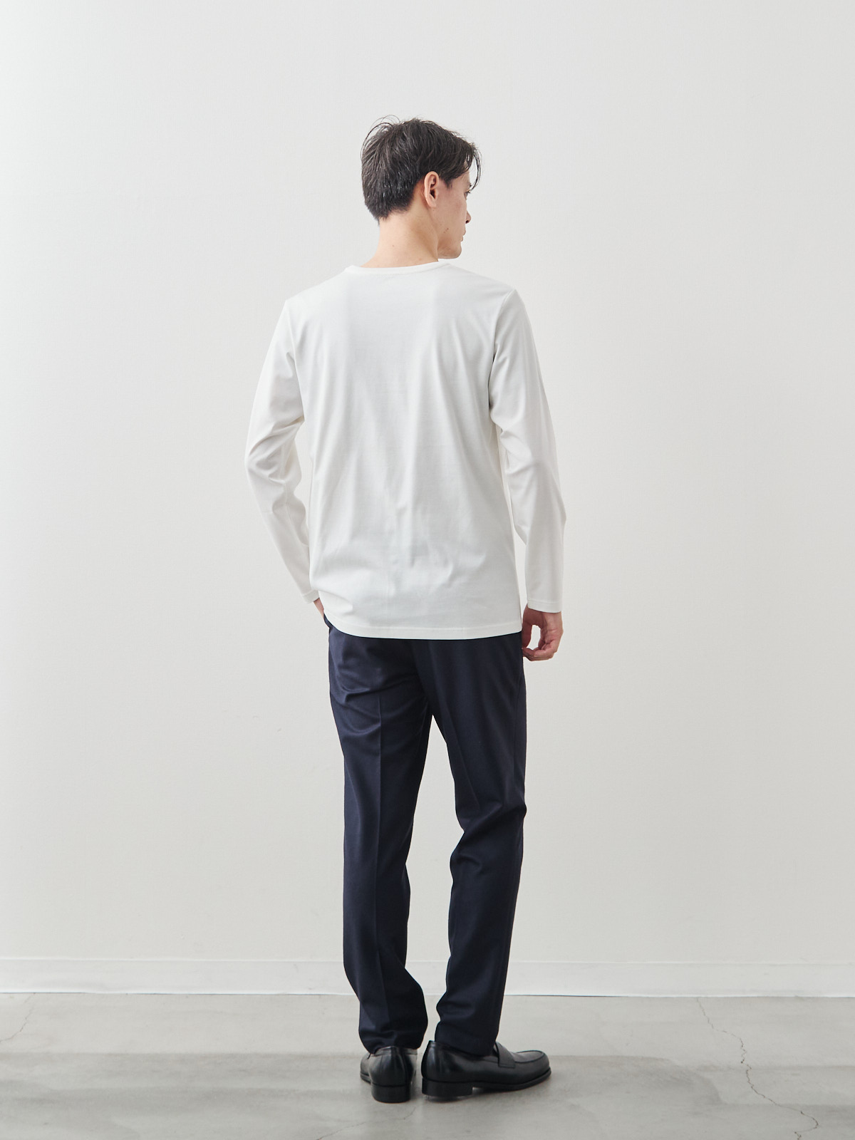 モデル 181cm 71kg サイズ L