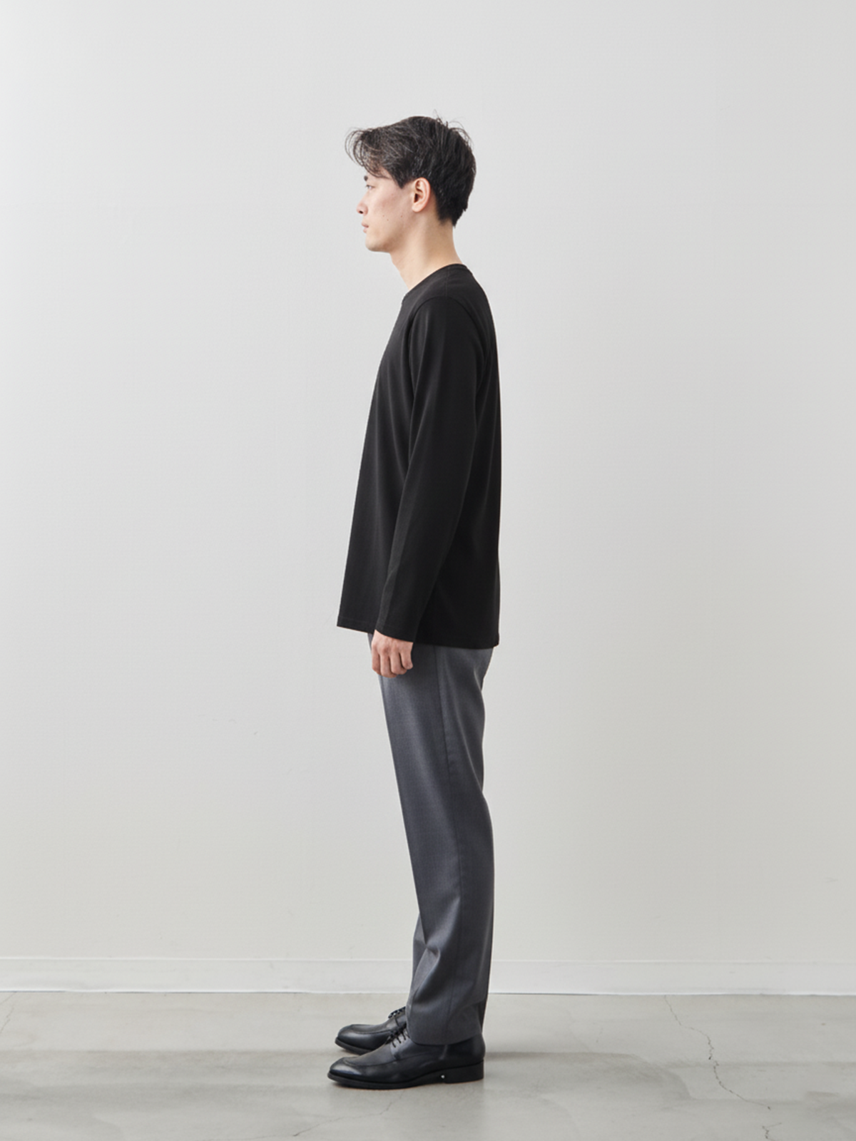 モデル 181cm 71kg サイズ LL