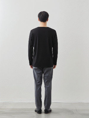 モデル 181cm 71kg サイズ LL