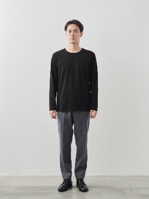 モデル 181cm 71kg サイズ LL