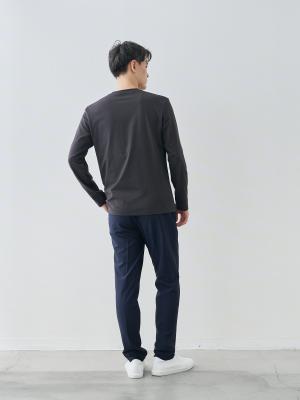 モデル 181cm 71kg ウエスト82cm サイズ L