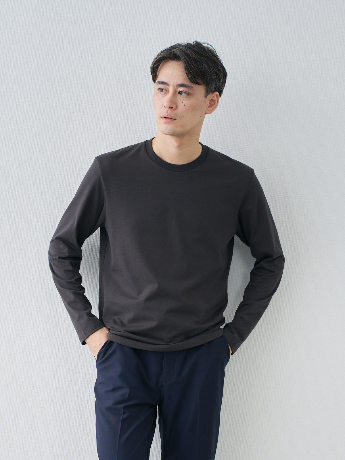モデル 181cm 71kg ウエスト82cm サイズ L