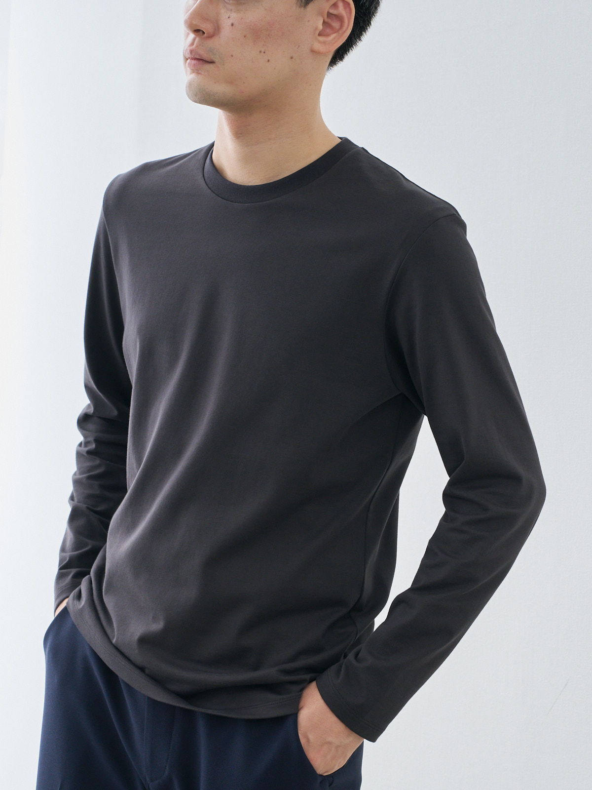モデル 181cm 71kg ウエスト82cm サイズ L