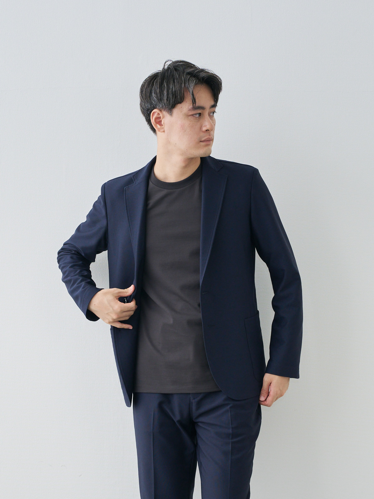 モデル 181cm 71kg ウエスト82cm サイズ L