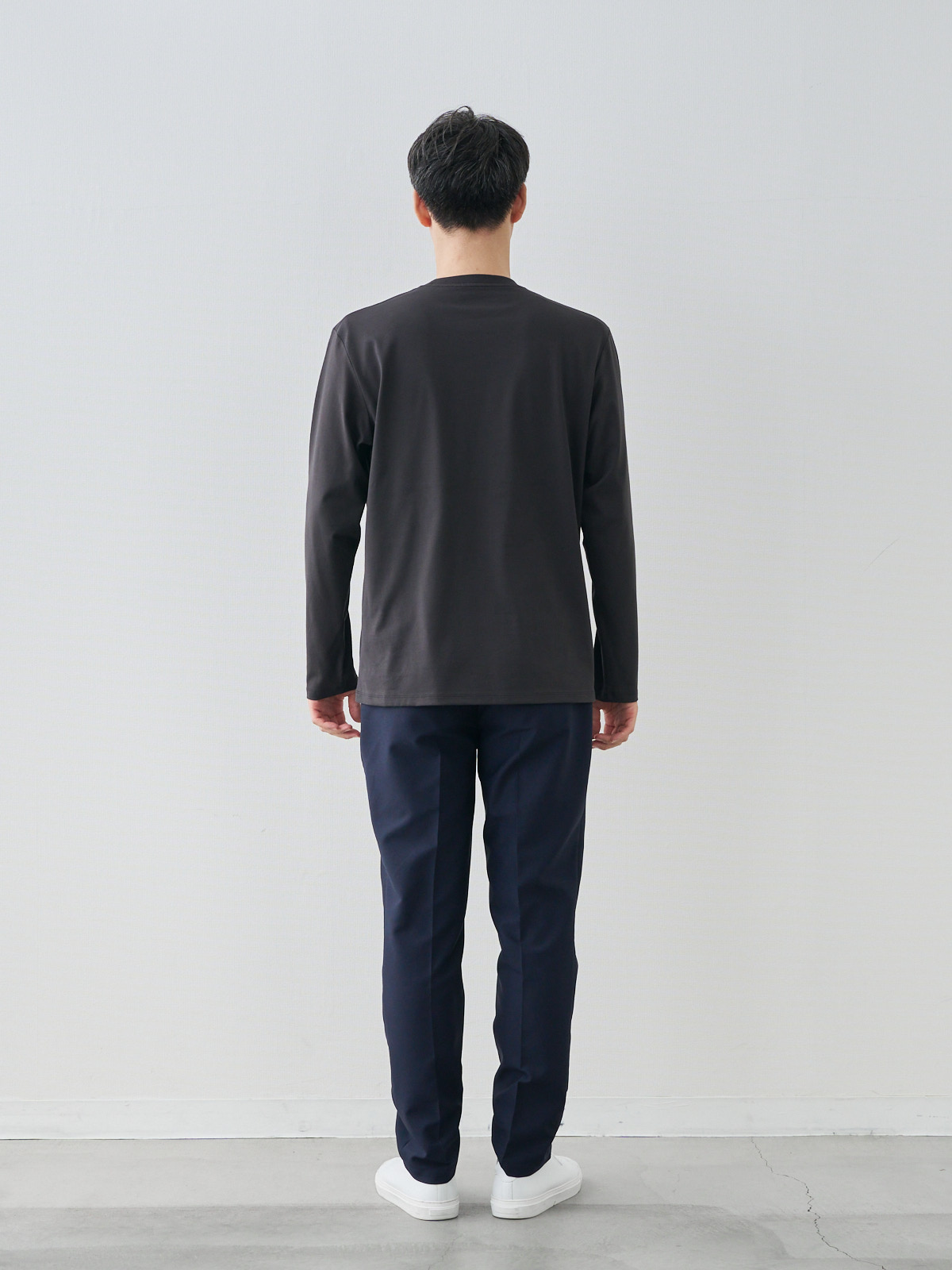 モデル 181cm 71kg ウエスト82cm サイズ LL