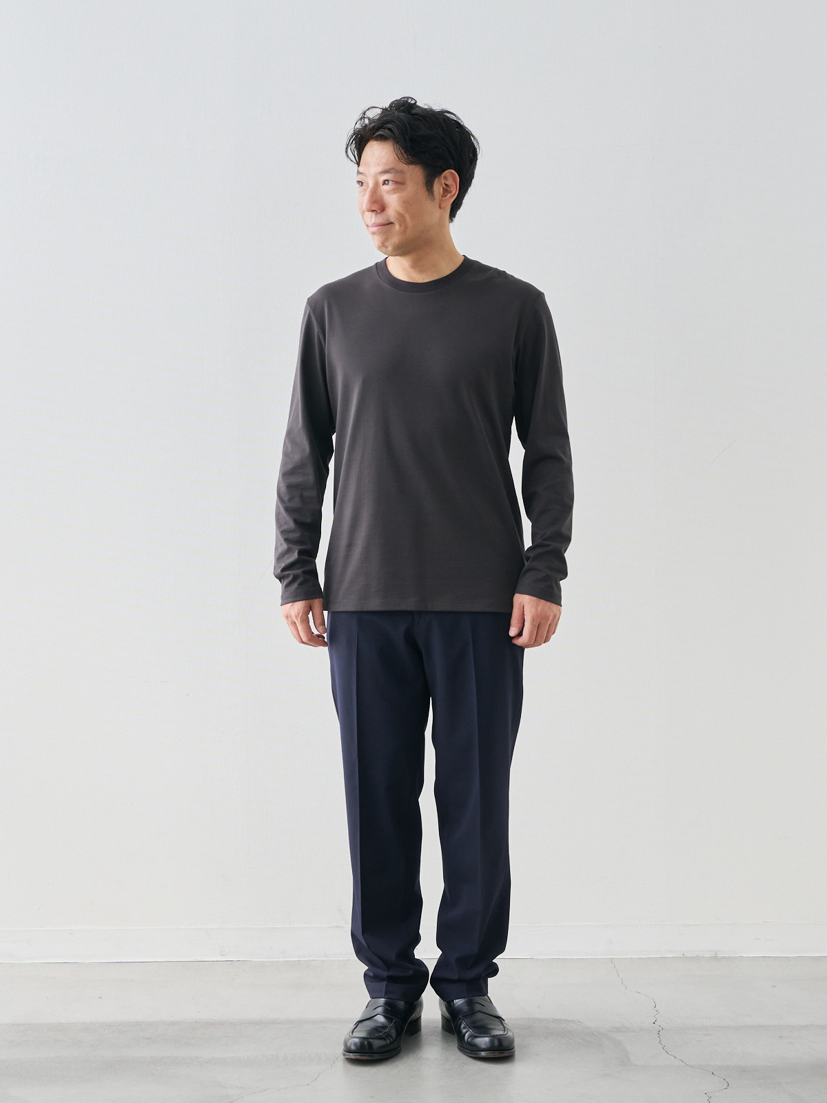 モデル 171cm 70kg ウエスト85cm サイズ L