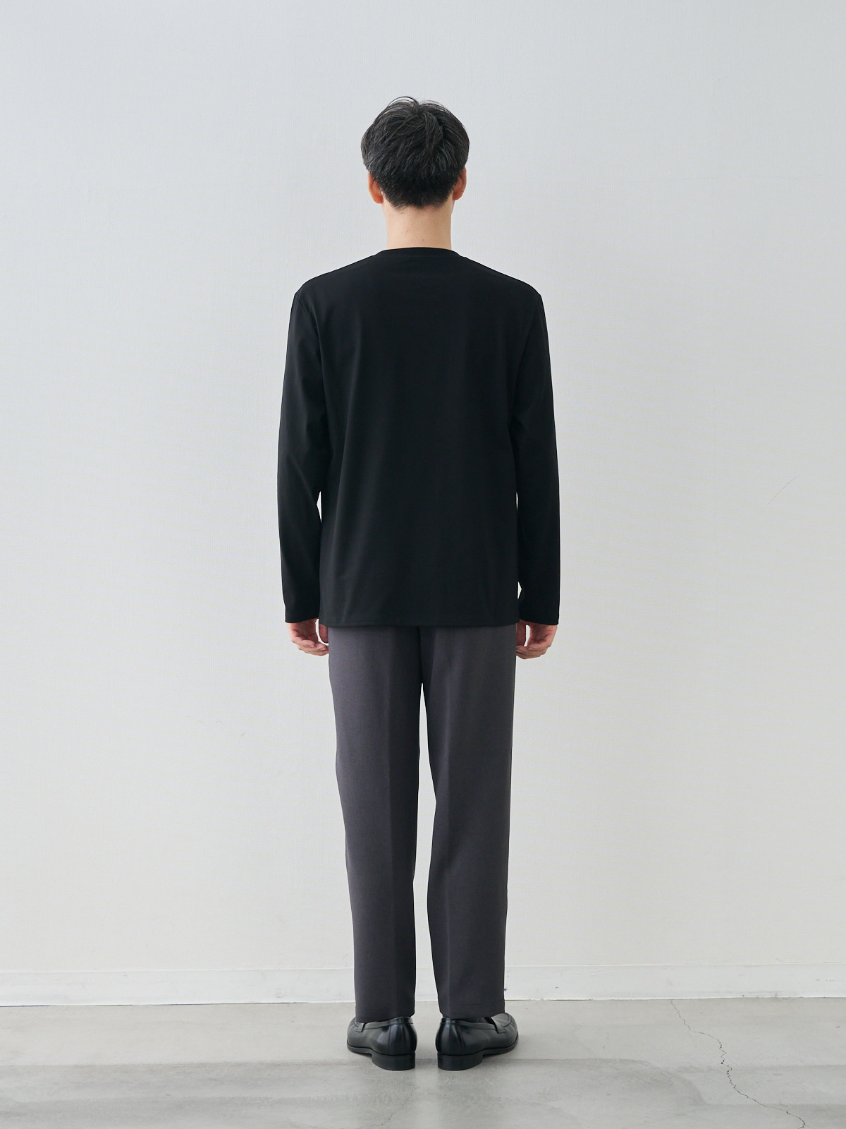 モデル 181cm 71kg ウエスト82cm サイズ LL