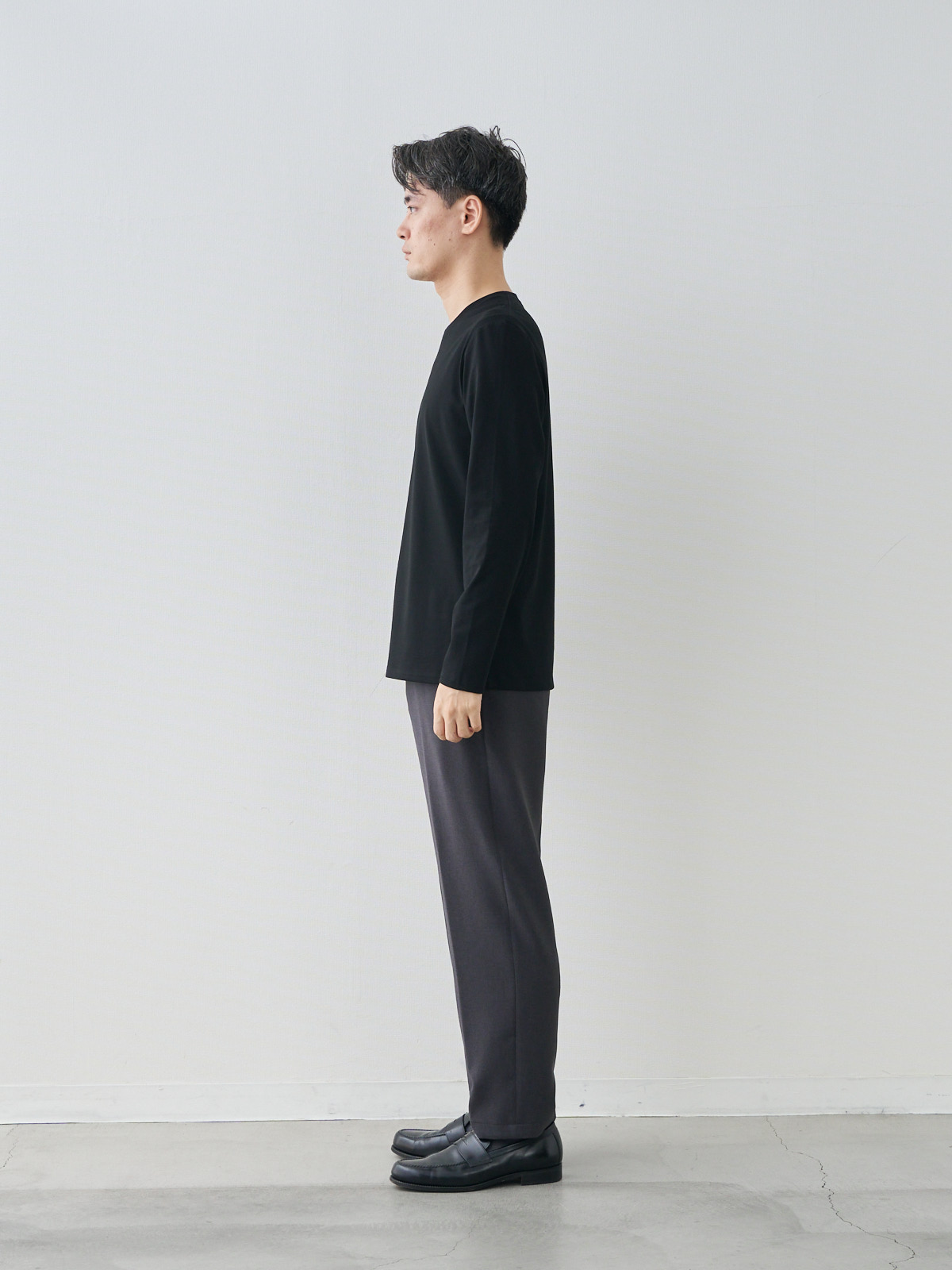 モデル 181cm 71kg ウエスト82cm サイズ L