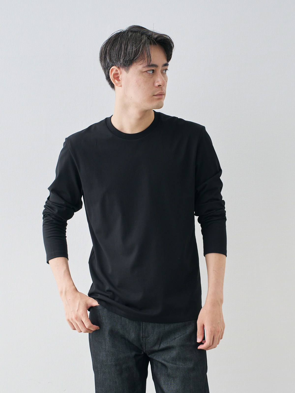モデル 181cm 71kg ウエスト82cm サイズ L
