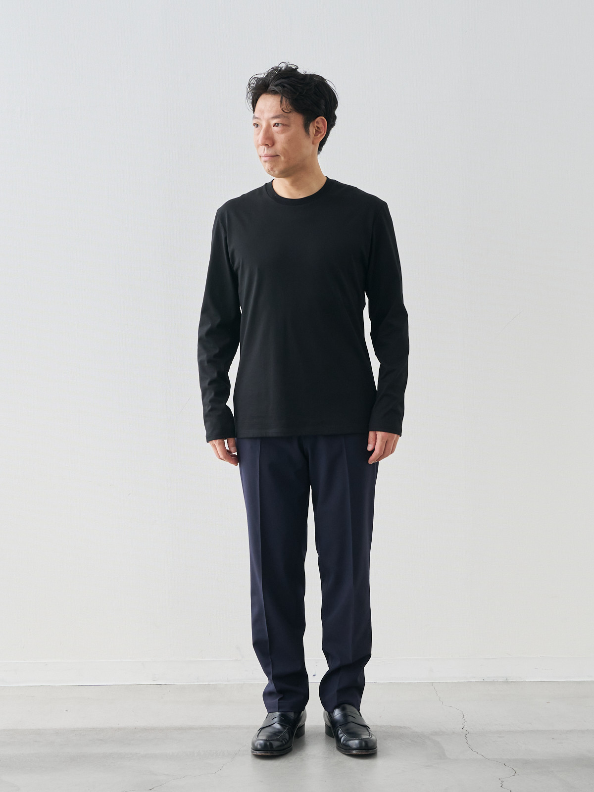 モデル 171cm 70kg ウエスト85cm サイズ L