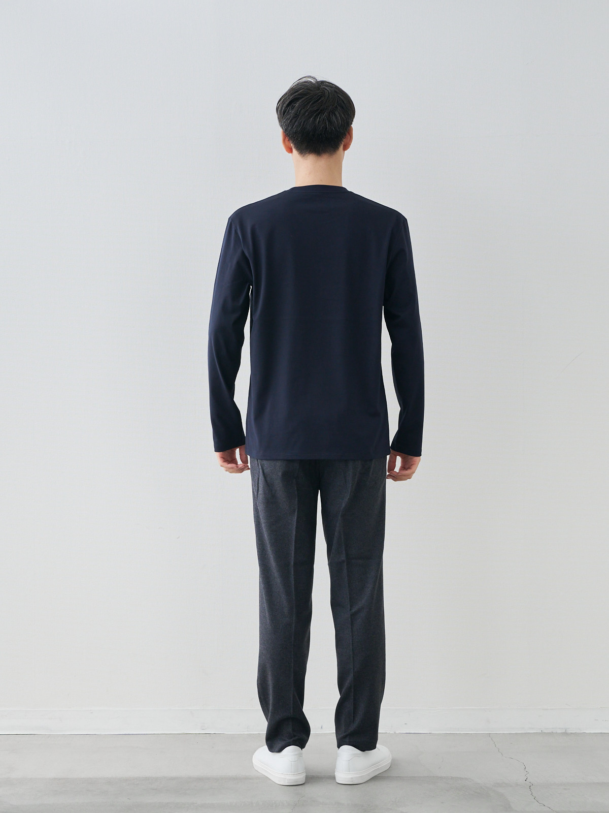 モデル 181cm 71kg ウエスト82cm サイズ LL