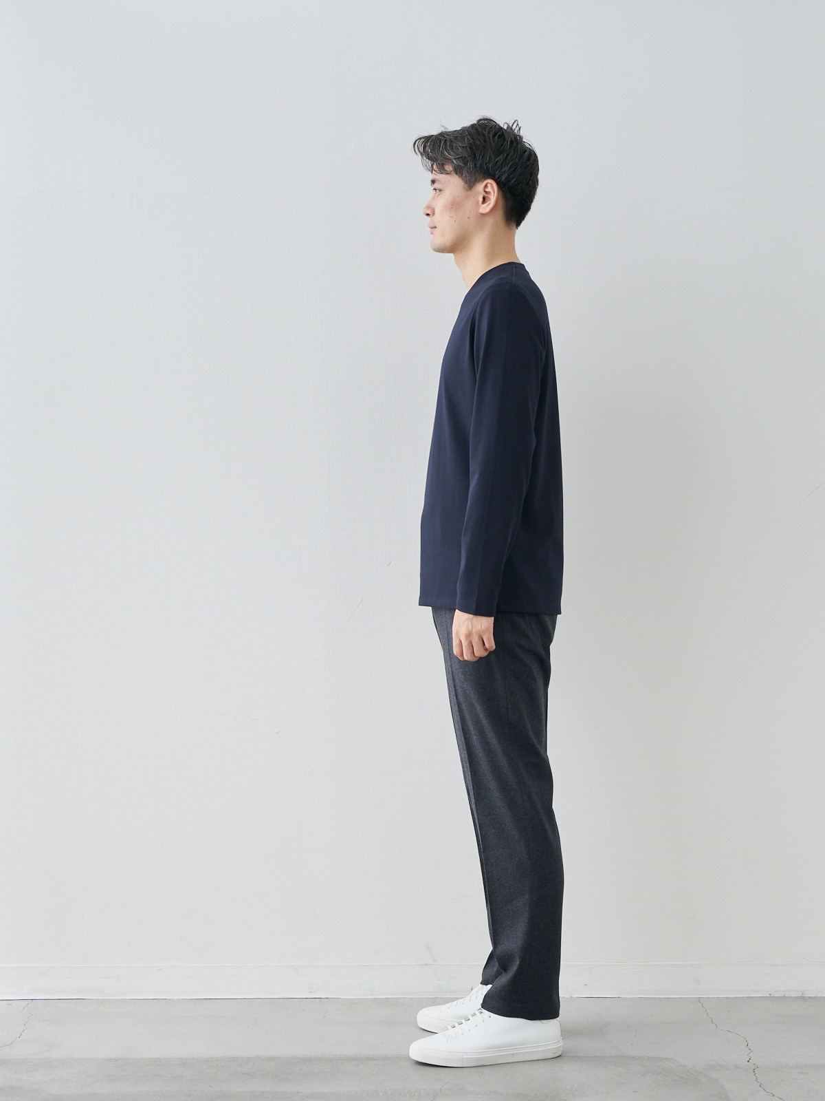 モデル 181cm 71kg ウエスト82cm サイズ L
