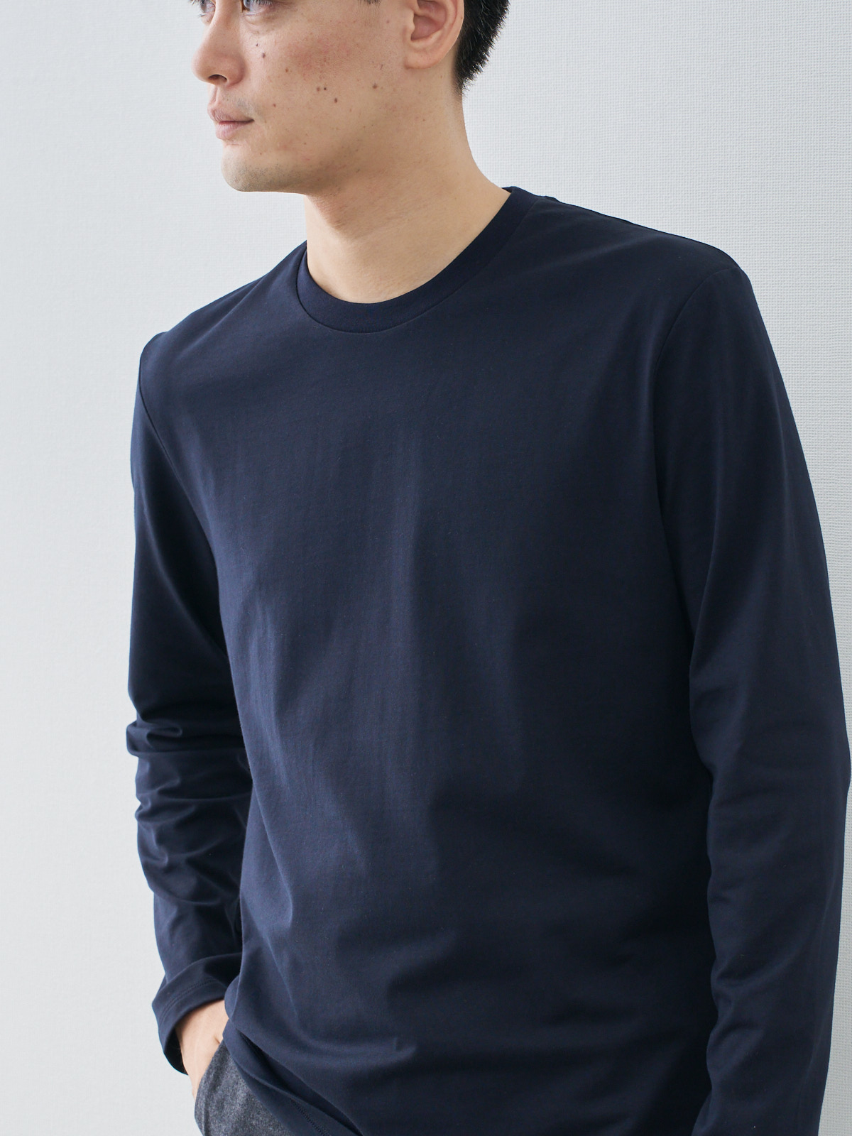 モデル 181cm 71kg ウエスト82cm サイズ L