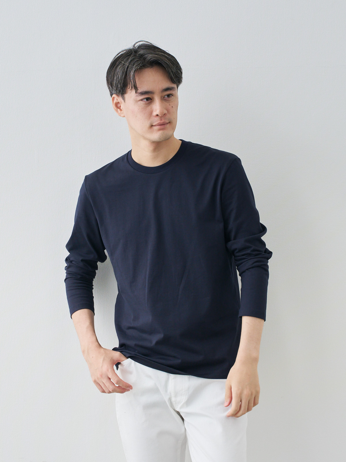 モデル 181cm 71kg ウエスト82cm サイズ L