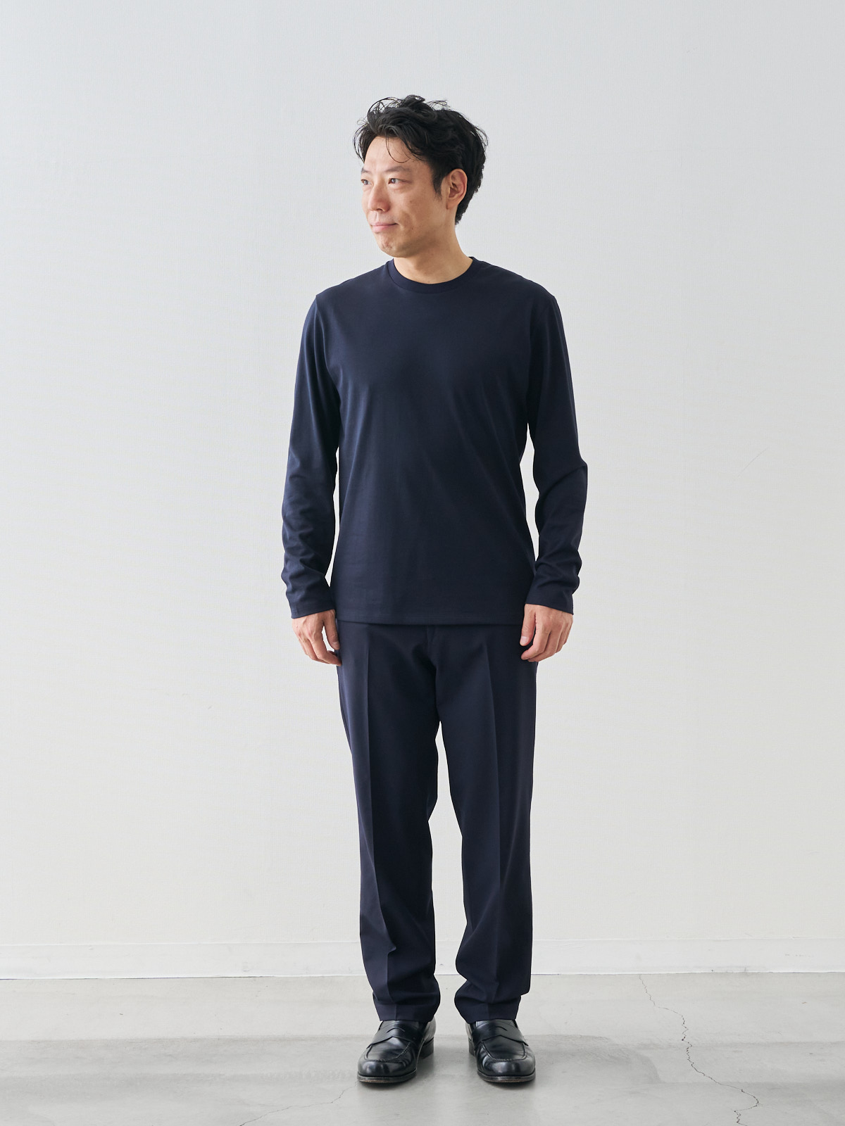 モデル 171cm 70kg ウエスト85cm サイズ L