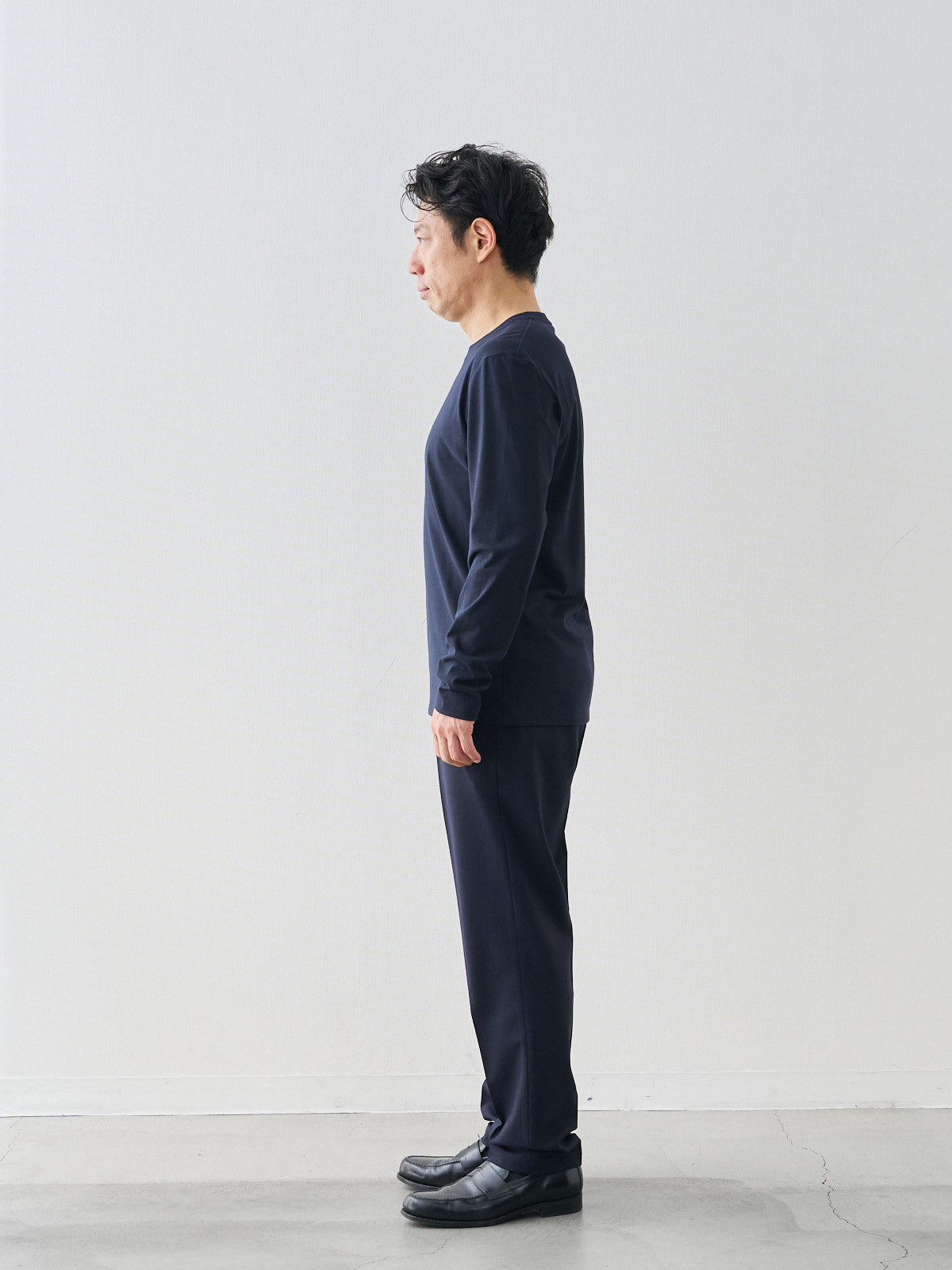 モデル 171cm 70kg ウエスト85cm サイズ L