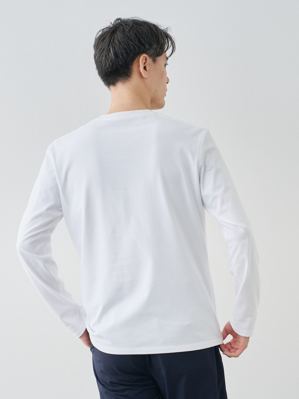 モデル 181cm 71kg ウエスト82cm サイズ L