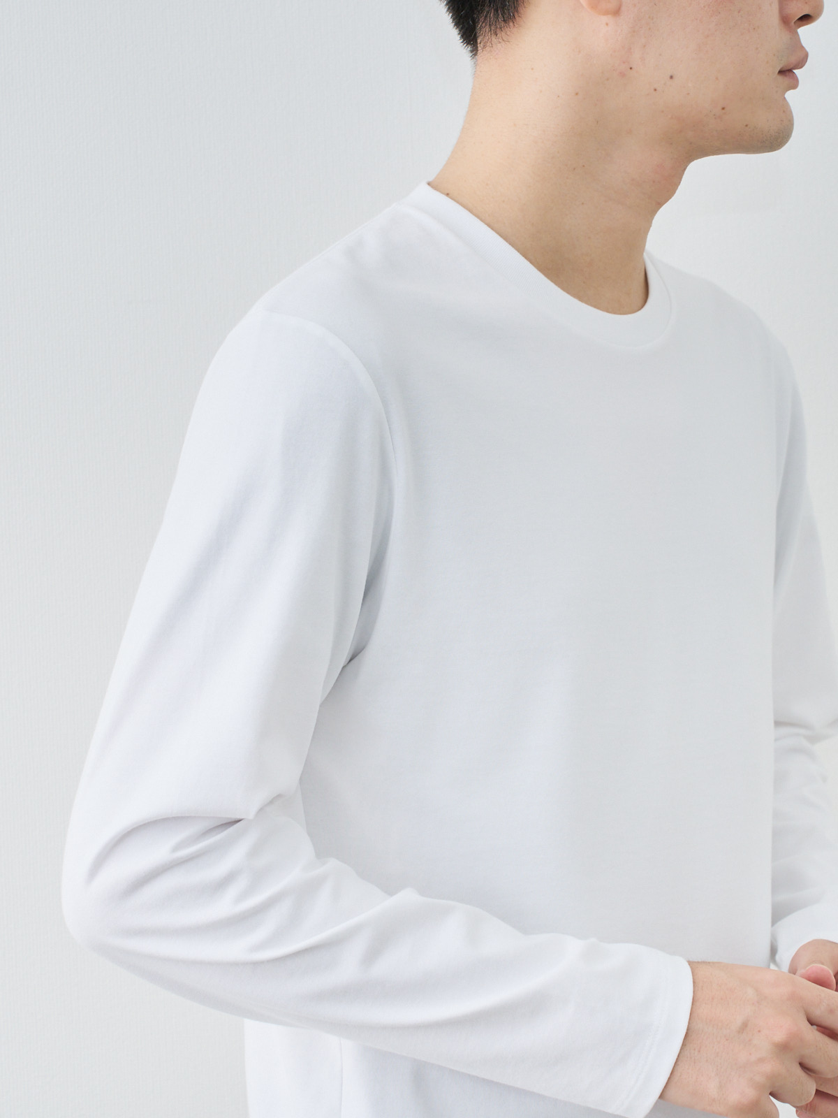 モデル 181cm 71kg ウエスト82cm サイズ L