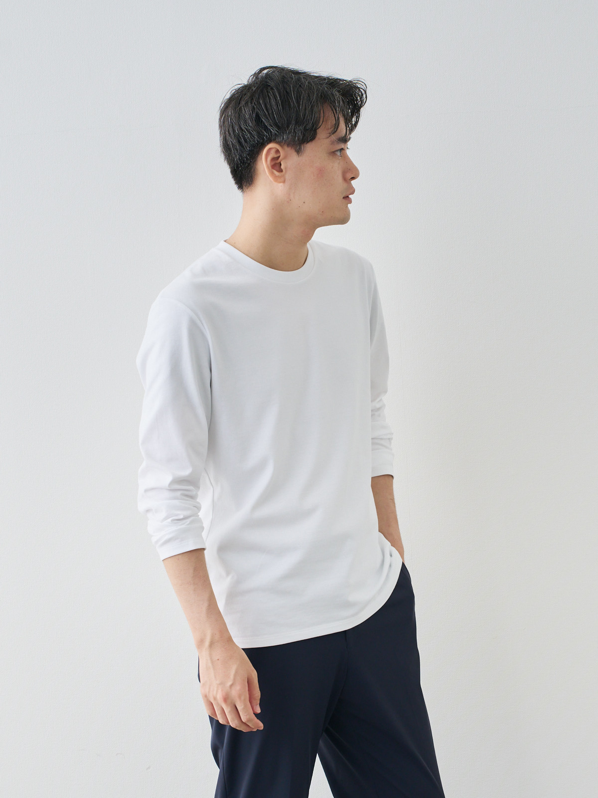 モデル 181cm 71kg ウエスト82cm サイズ L