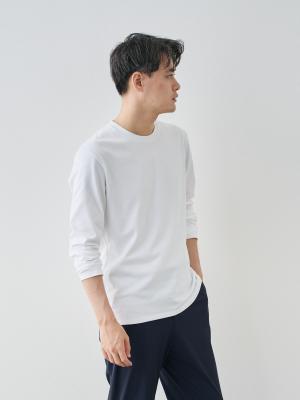 モデル 181cm 71kg ウエスト82cm サイズ L