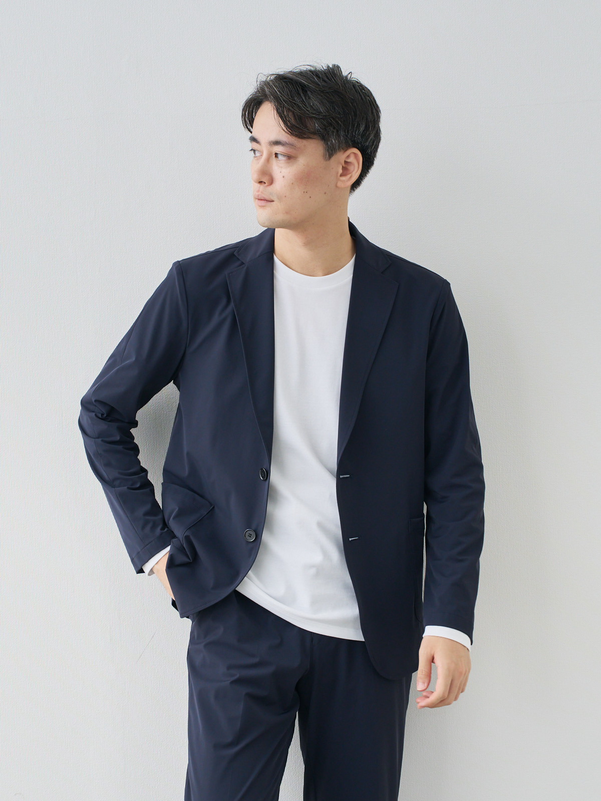 モデル 181cm 71kg ウエスト82cm サイズ L
