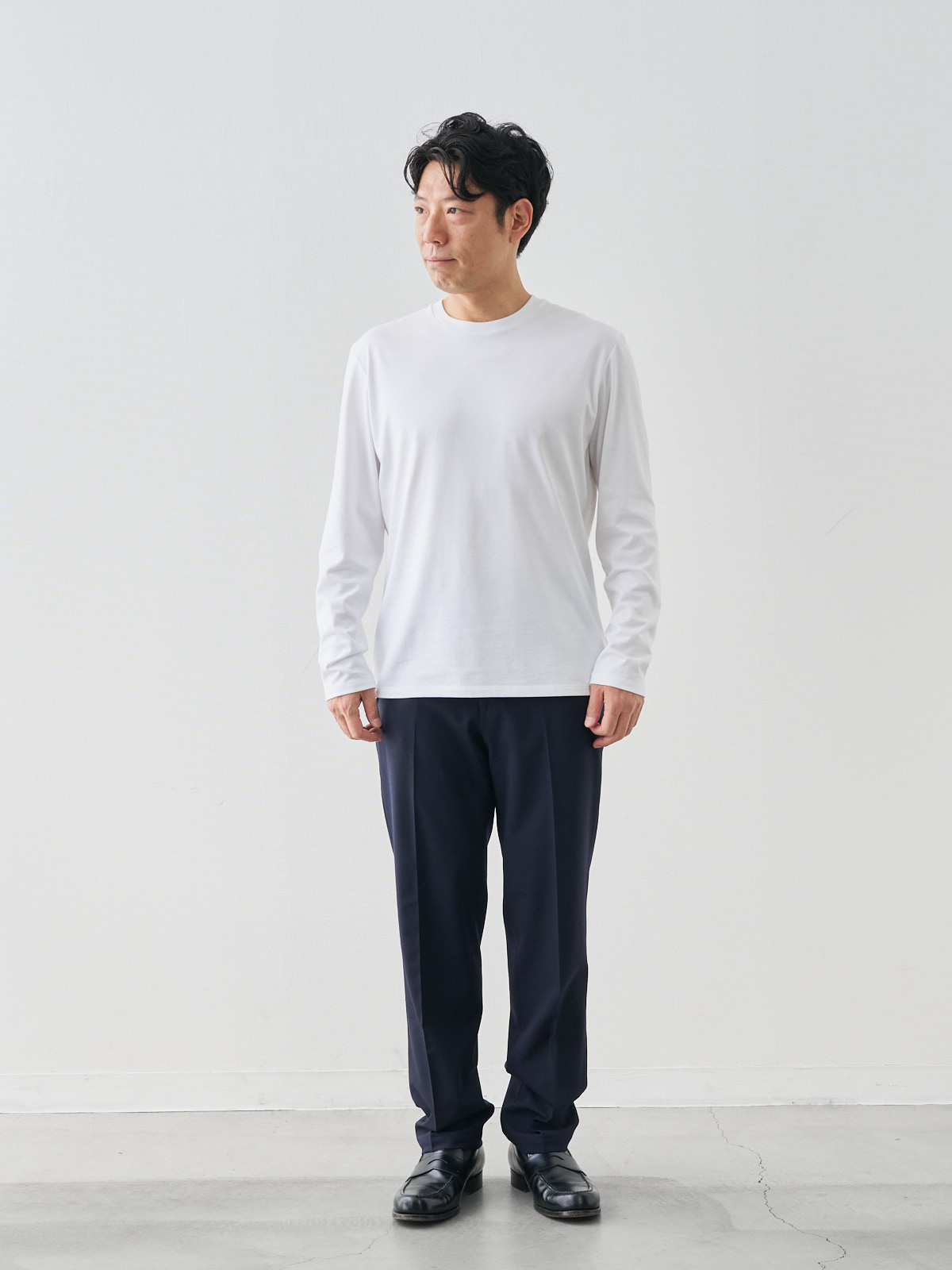 モデル 171cm 70kg ウエスト85cm サイズ L