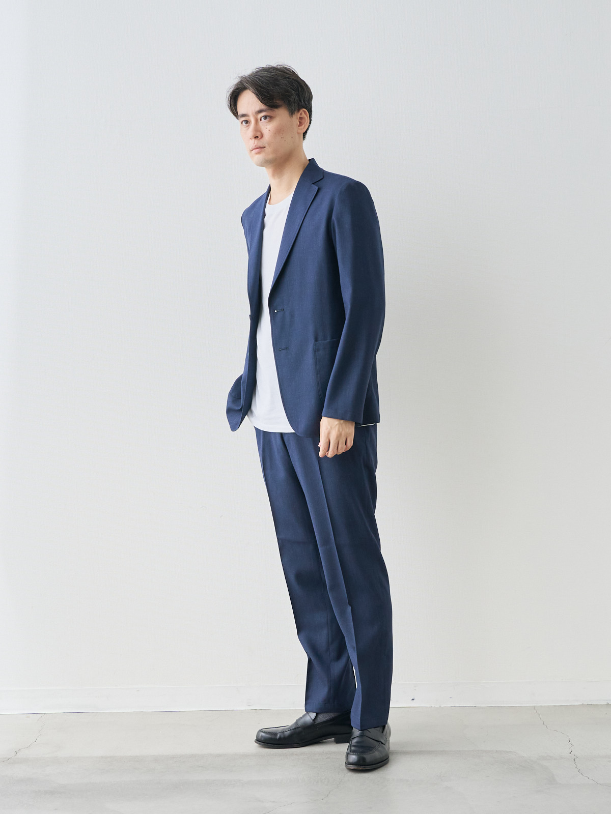 モデル 181cm 71kg ウエスト82cm サイズ L