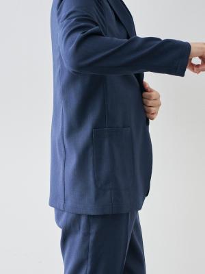 モデル 181cm 71kg ウエスト82cm サイズ L