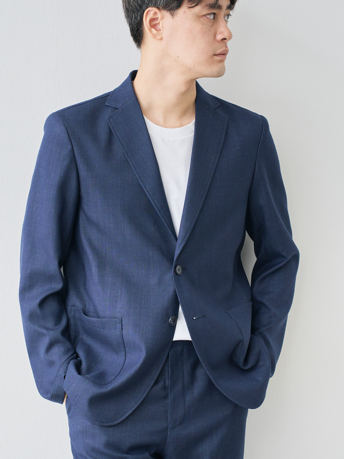 モデル 181cm 71kg ウエスト82cm サイズ L
