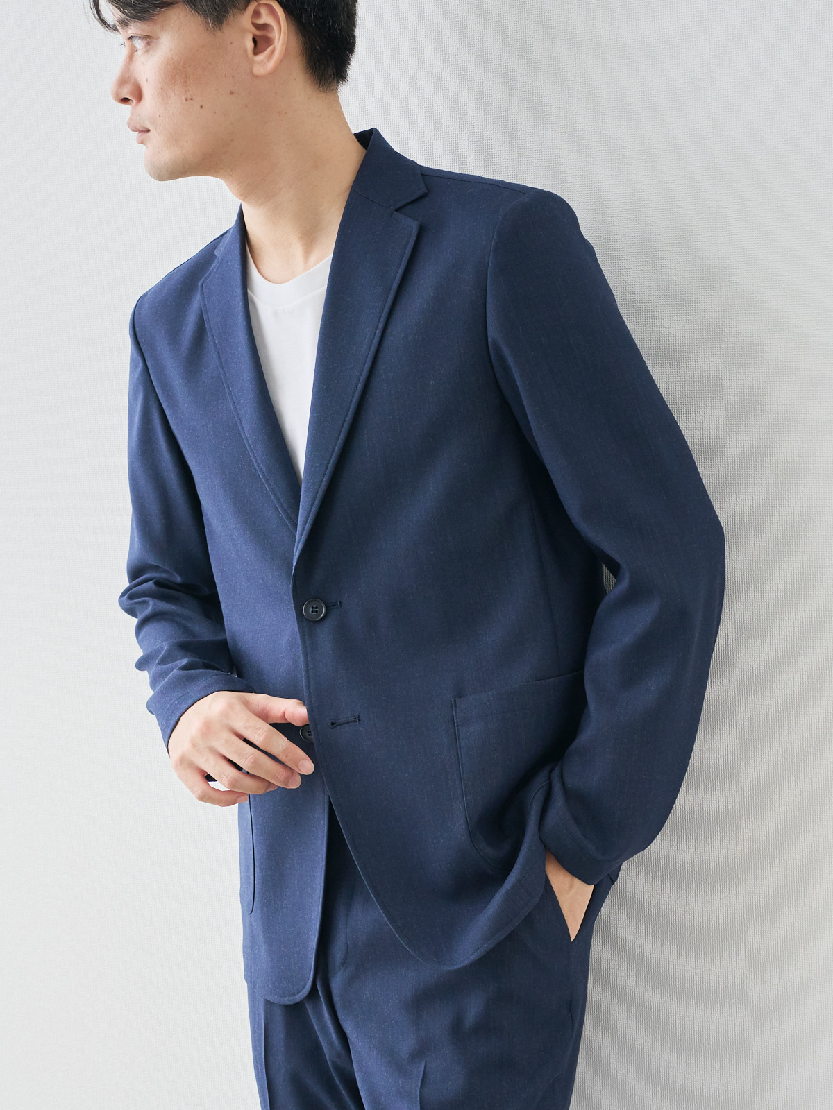 モデル 181cm 71kg ウエスト82cm サイズ L