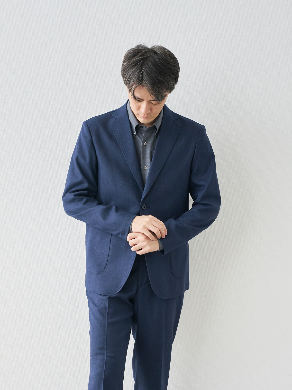 モデル 181cm 71kg ウエスト82cm サイズ L