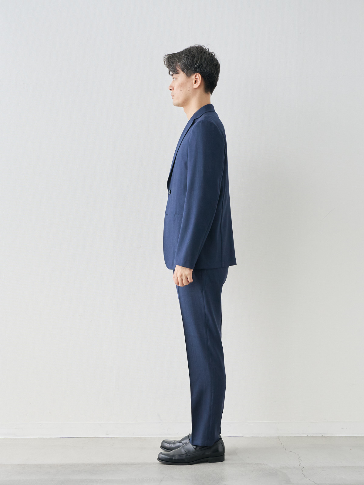 モデル 181cm 71kg ウエスト82cm サイズ L