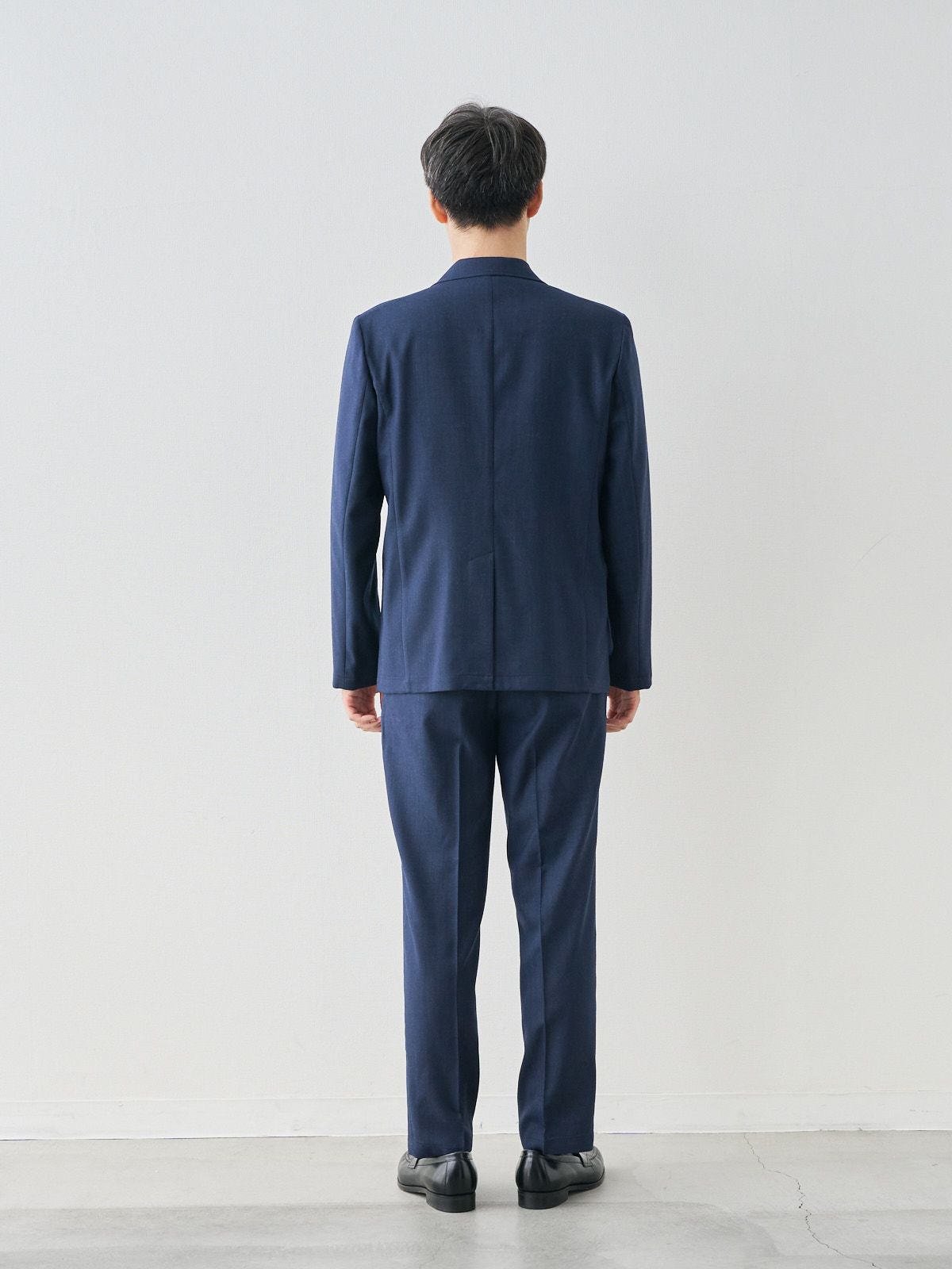 モデル 181cm 71kg ウエスト82cm サイズ L
