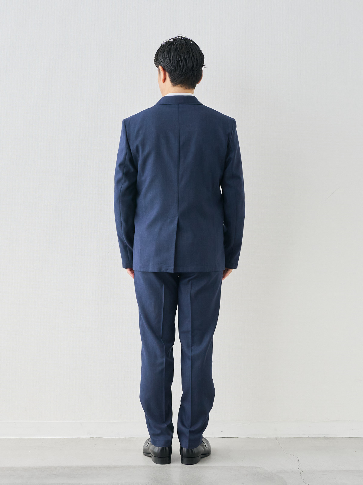 モデル 171cm 70kg ウエスト85cm サイズ L