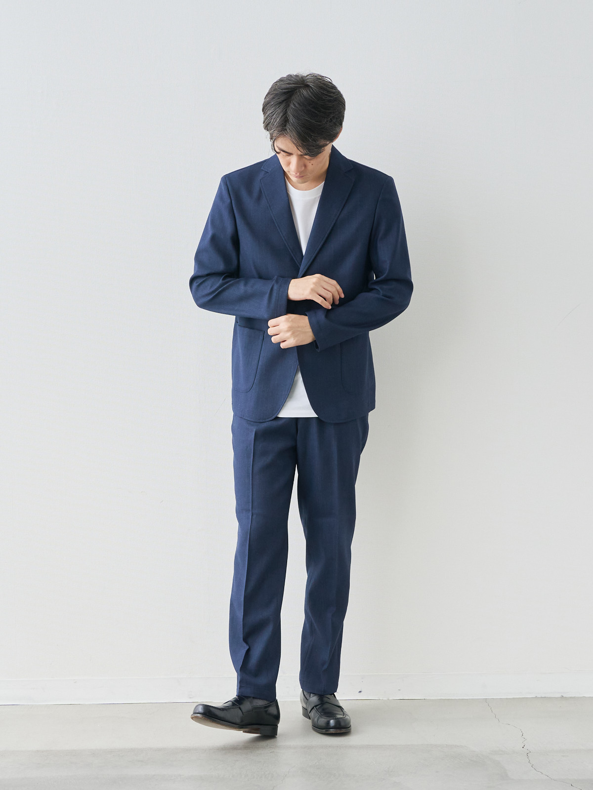 モデル 181cm 71kg ウエスト82cm サイズ L