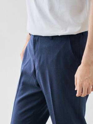 モデル 181cm 71kg ウエスト82cm サイズ L