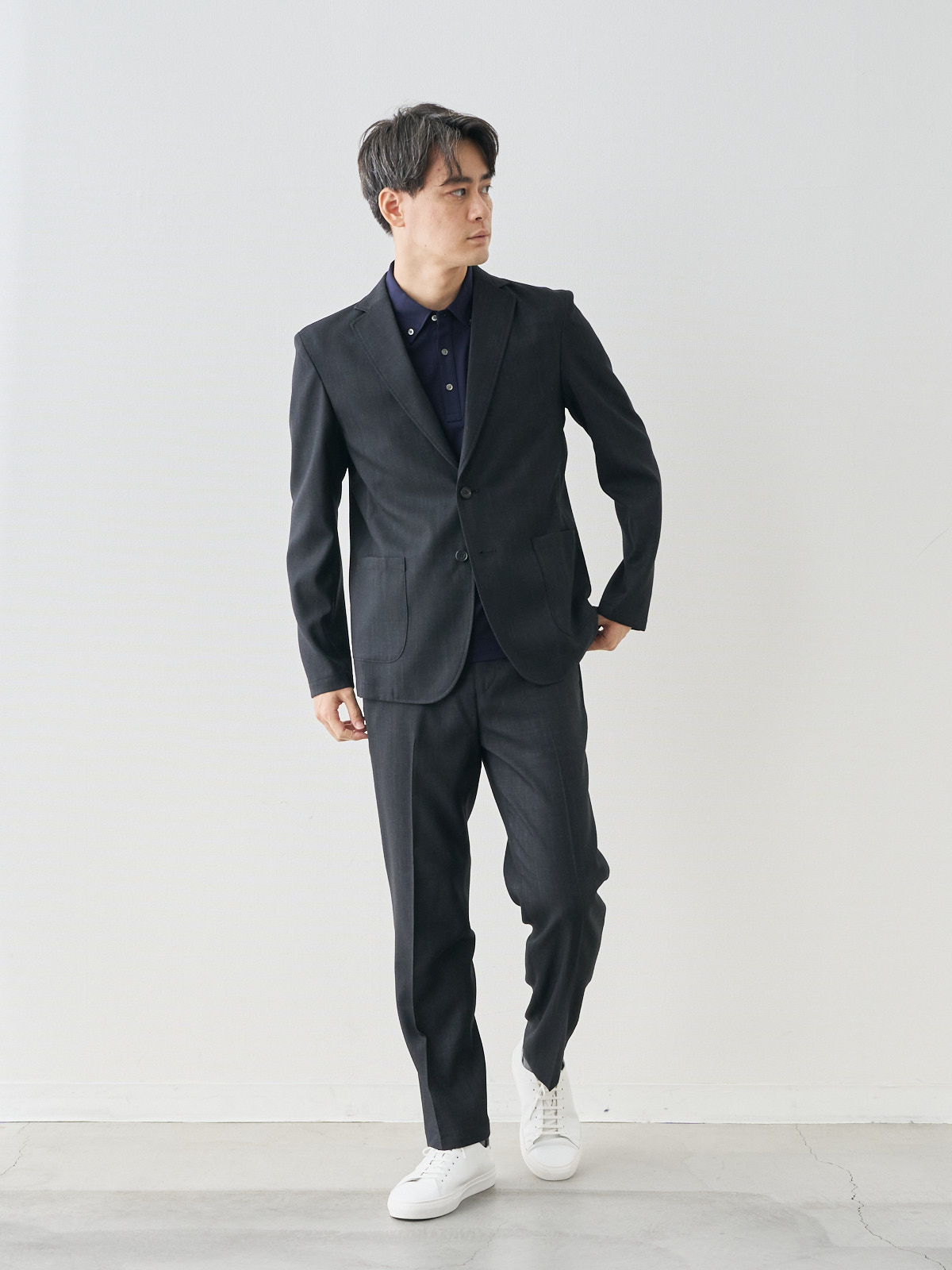 モデル 181cm 71kg ウエスト82cm サイズ L