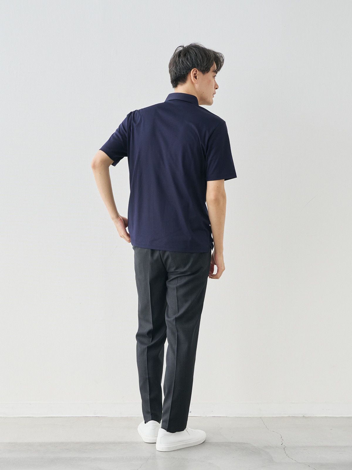 モデル 181cm 71kg ウエスト82cm サイズ L