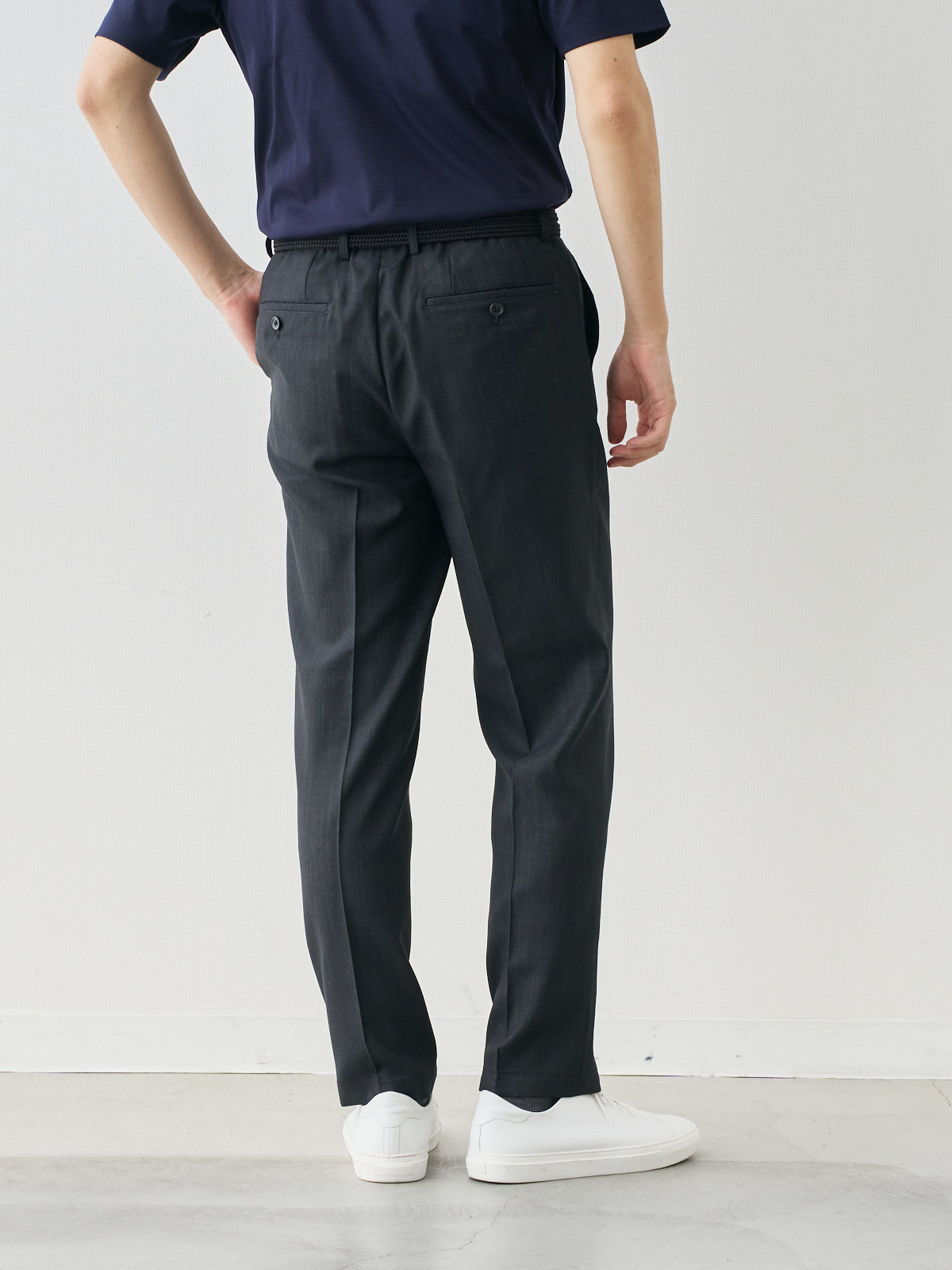モデル 181cm 71kg ウエスト82cm サイズ L