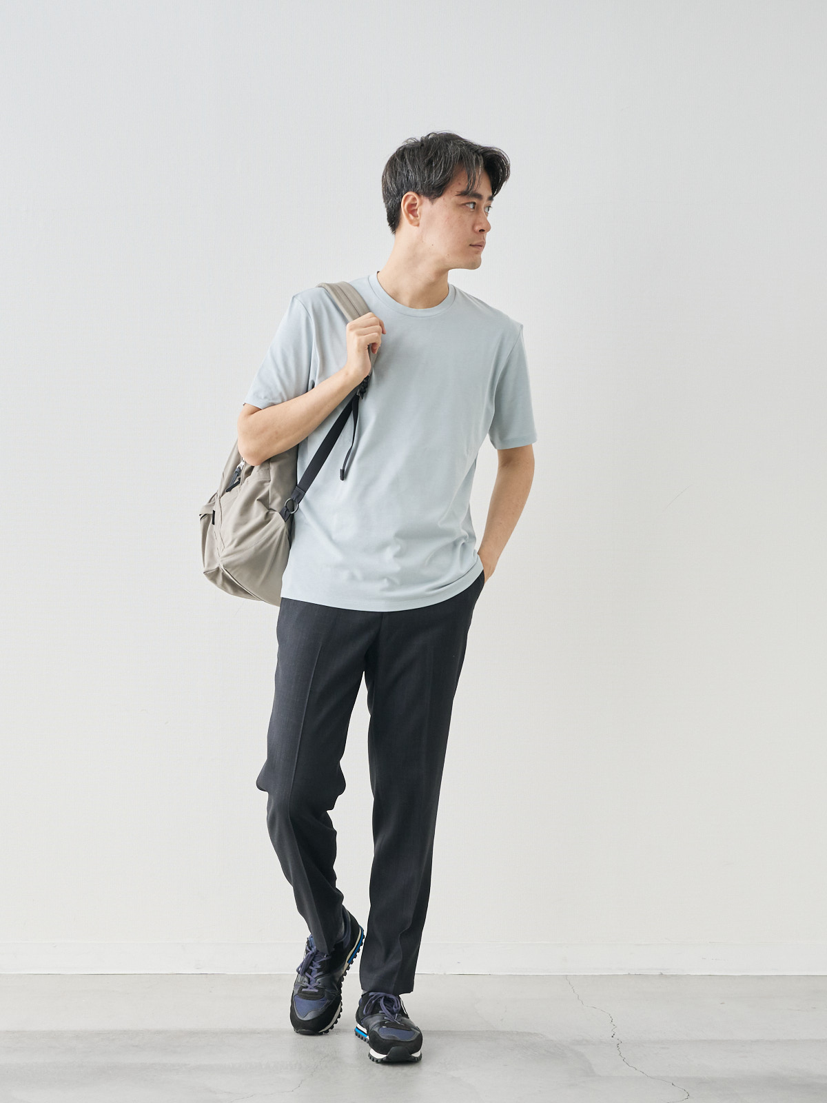 モデル 181cm 71kg ウエスト82cm サイズ L