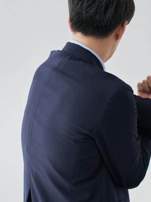 モデル 181cm 71kg ウエスト82cm サイズ L